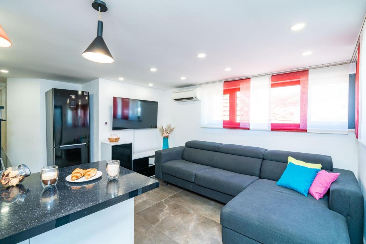 Oasis Apartment ดูบรอฟนิก ภายนอก รูปภาพ